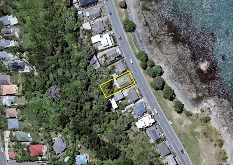 318 Queens Drive Lyall Bay_23