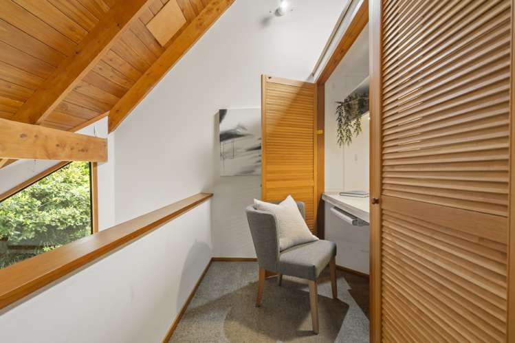 265 Lake Road Belmont_14