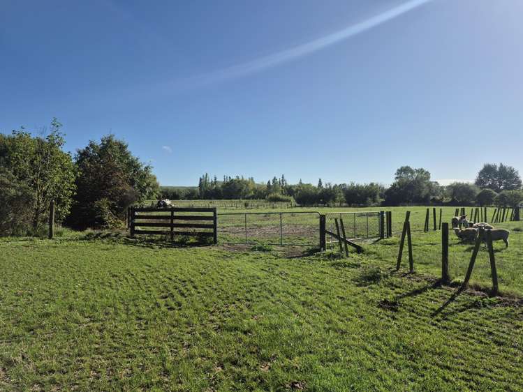 2400a Takapau Road_5