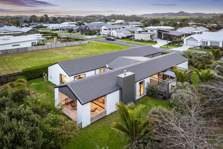 6 Sandpiper Avenue Point Wells_21