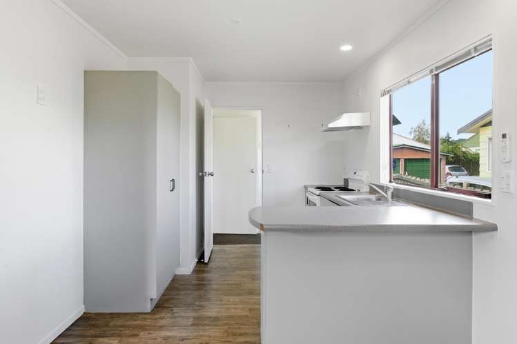 8 Beech Place Owhata_4