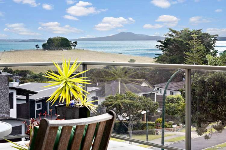 4 Crossland Place Maraetai_3