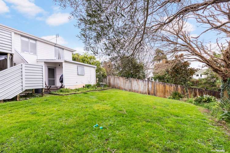 652 Beach Road Browns Bay_24