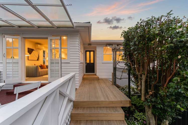 26 Cheval Drive Totara Vale_1