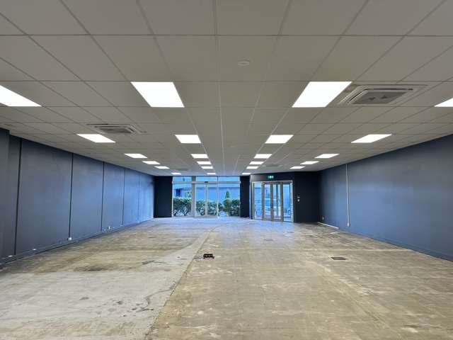 2/60 Constellation Drive Rosedale_3