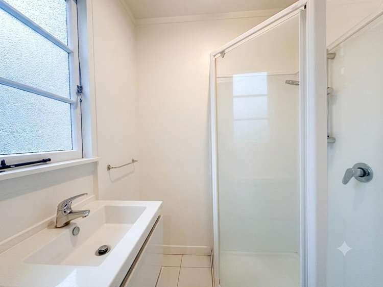 2/81-83 Jervois Road Herne Bay_3