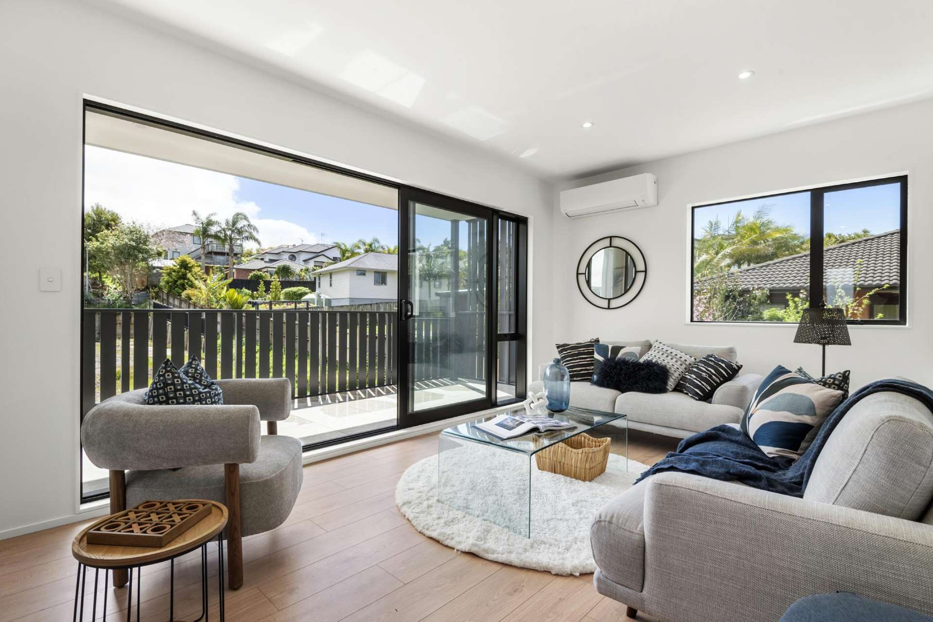 8/52b Rosedale Road Rosedale_0