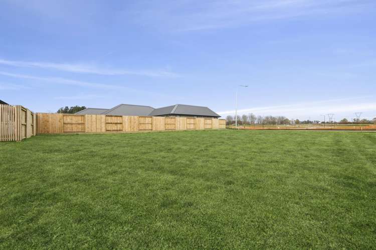 13 Silverwood Lane_4