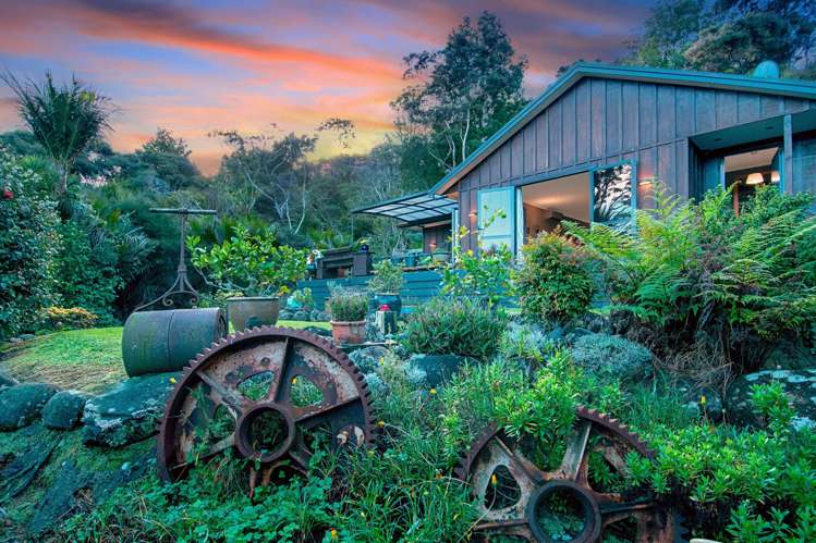 125 Stoney Creek Drive Waitakere_24
