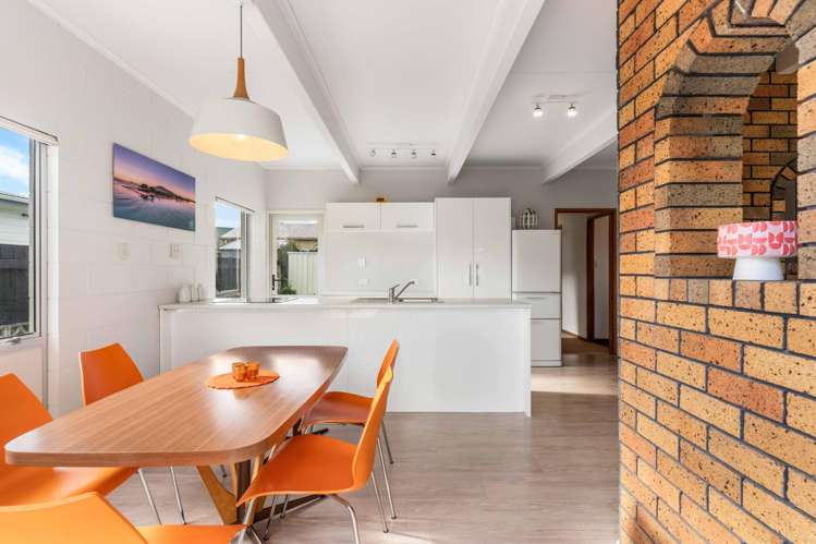 7 Crown Reef Pauanui_5