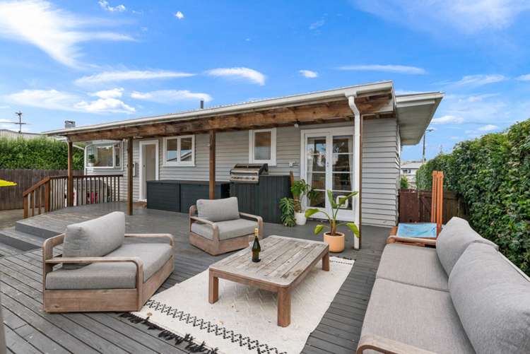10 Edgerton Road Te Atatu Peninsula_16