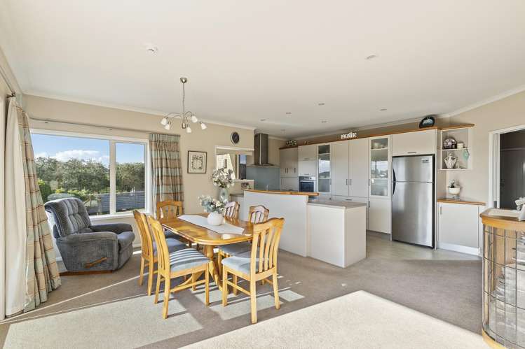 5 Vardon Way_5