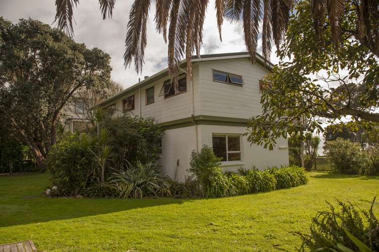 3 Harsant Avenue Hahei_7