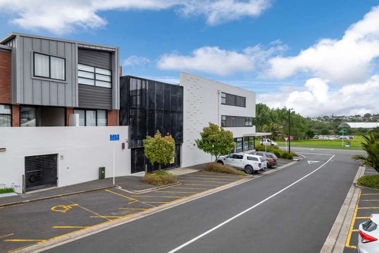 27/4 Stables Lane Silverdale_23