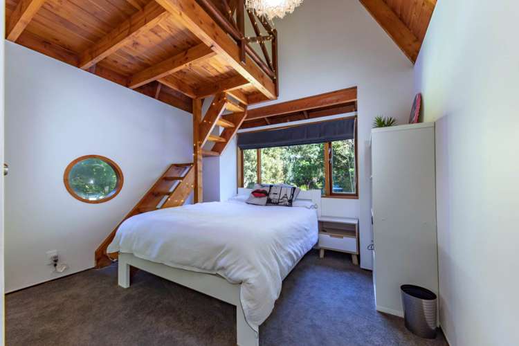 166 Woodlands Park Road Titirangi_13