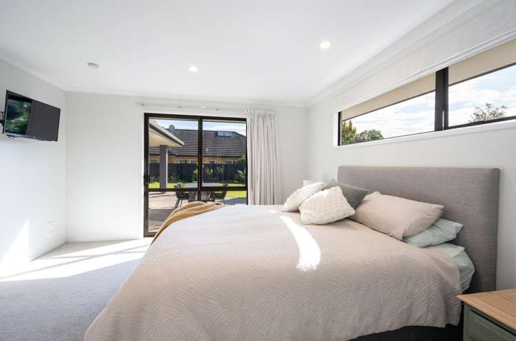 3 Antoine Grove Richmond_18