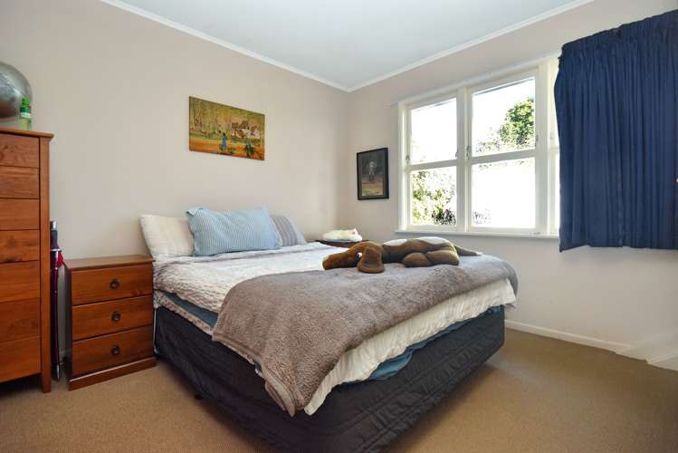 8 Hobsonville Road West Harbour_9