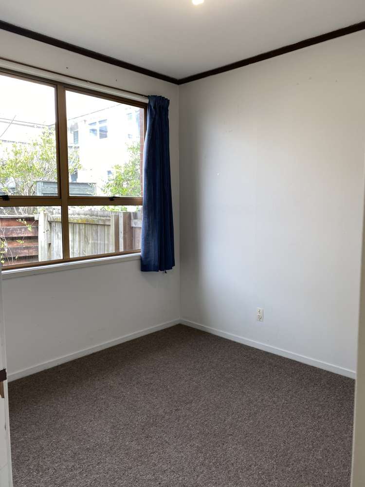 8A Windsor Place Mairangi Bay_7