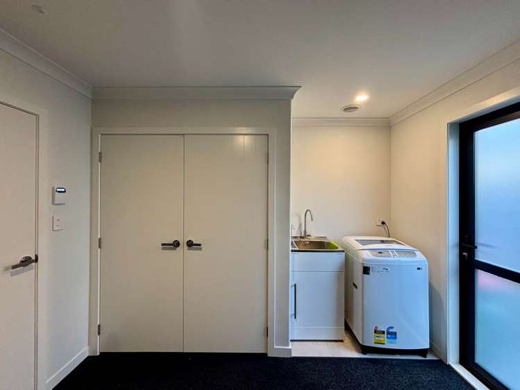 4 Whero Way Orewa_13