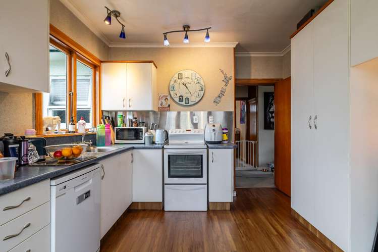 20 Vernon Avenue Takaro_1