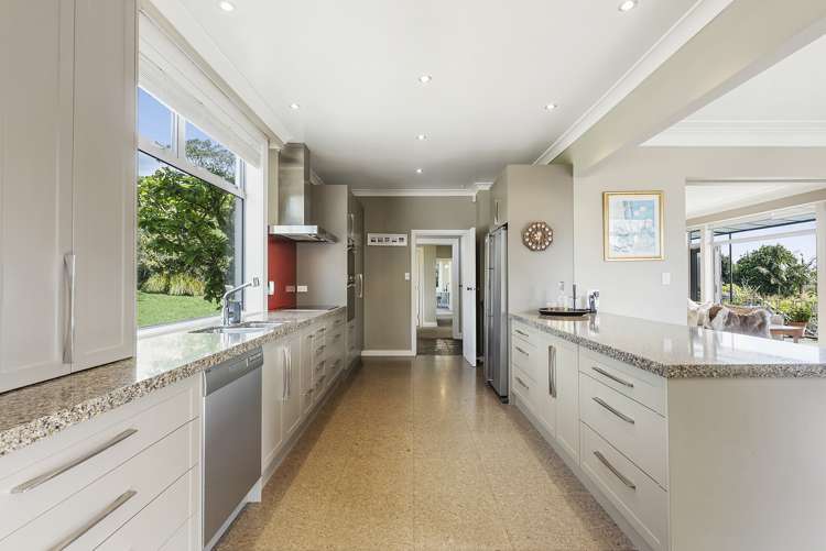 30 Paparoa Road Cockle Bay_8