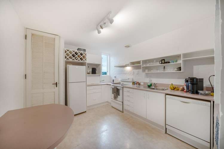 141J Churton Drive_5