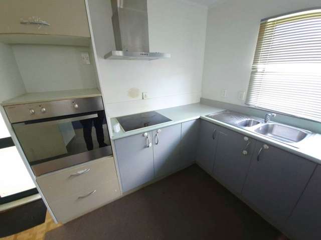 3199A Great North Road New Lynn_3