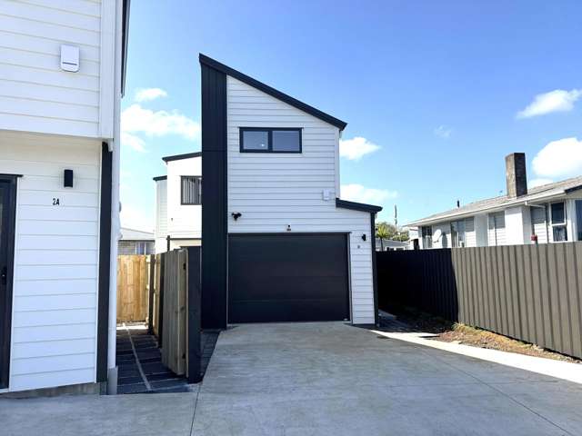 Brand New 5 Bdrm Standalone Home
