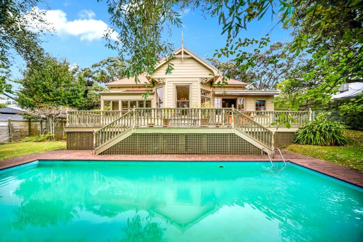 12 Bridge View Road_0