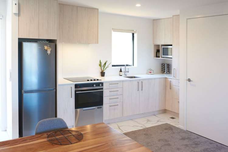 52 Vodanovich Road Te Atatu South_8