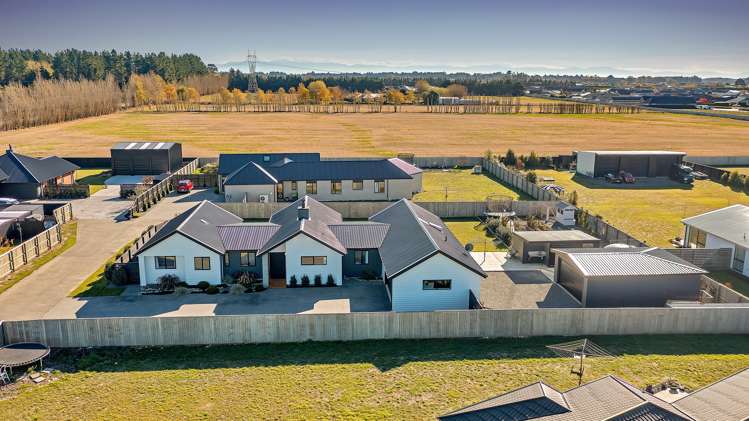 90 Kingsdowne Drive West Melton_33