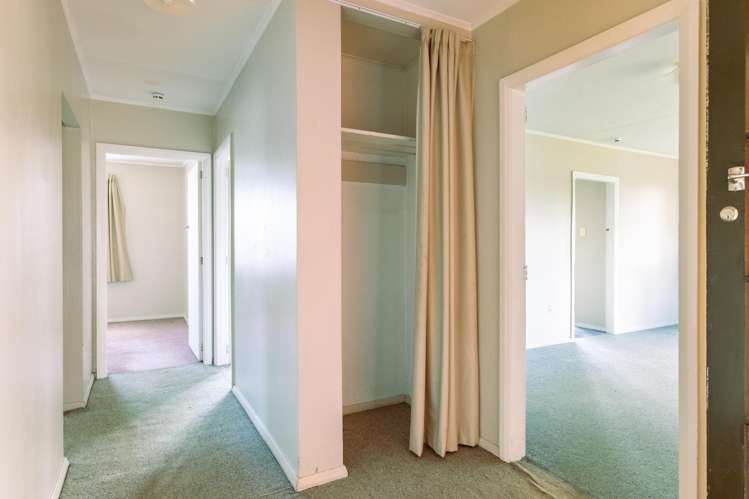 1 Churchill Street Pahiatua_9