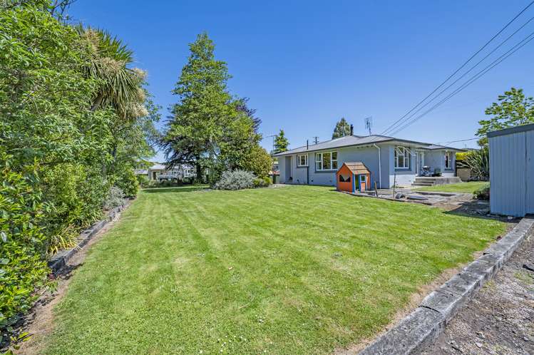 5669 West Coast Road Springfield_19