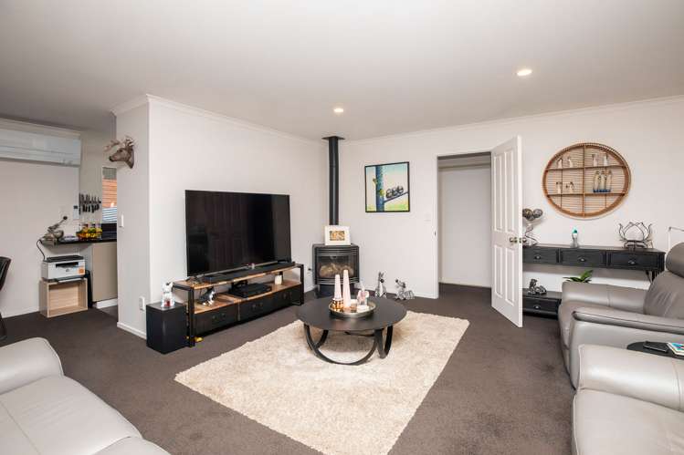 52 Temple Crescent Gleniti_6