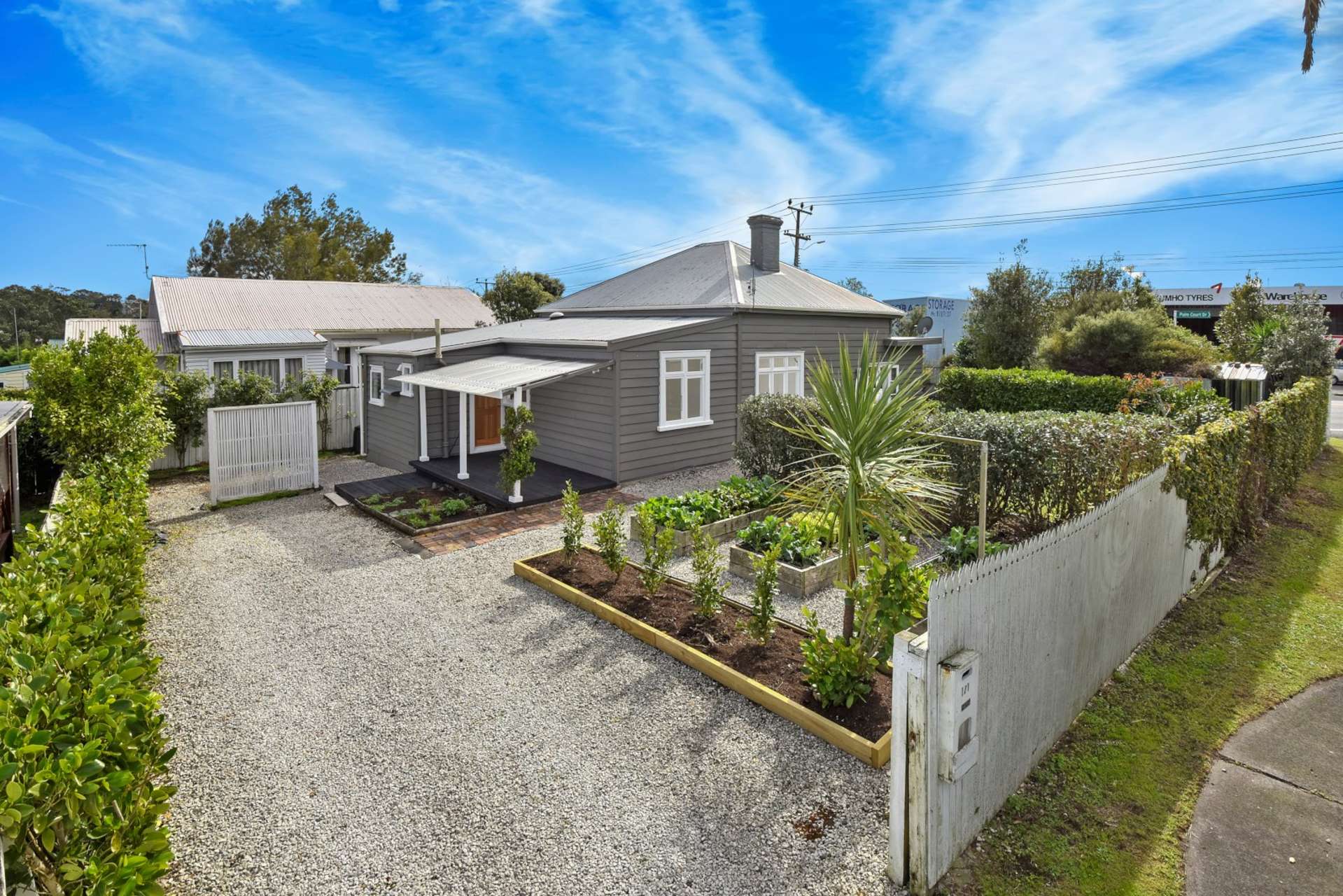 1/1 Palm Court Drive Glen Eden_0