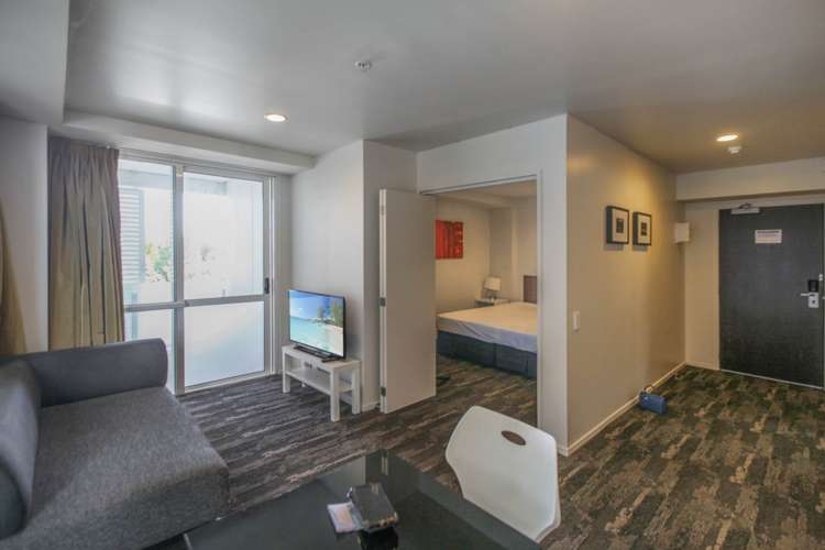 1403/10 Waterloo Quadrant Auckland Central_4