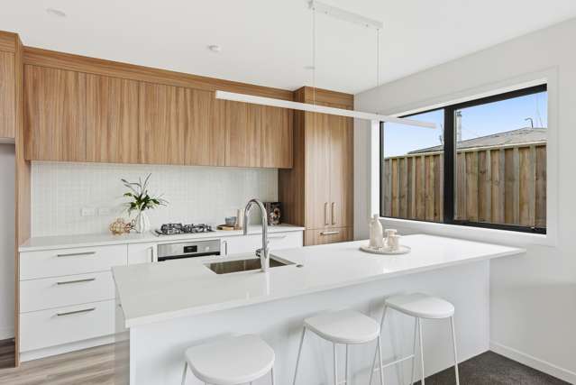 2/19 Clark Street Levin_2