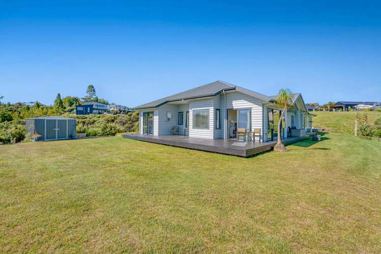 242 Hillcrest Road Wainui_27