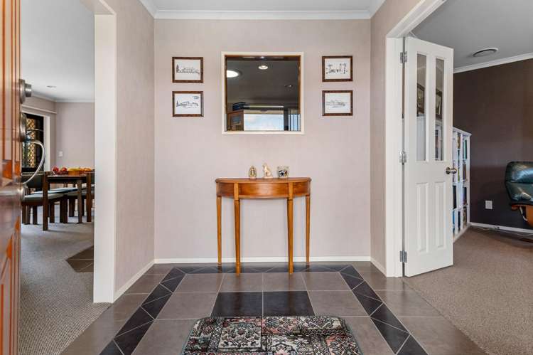 16 Frame Place Owhata_1