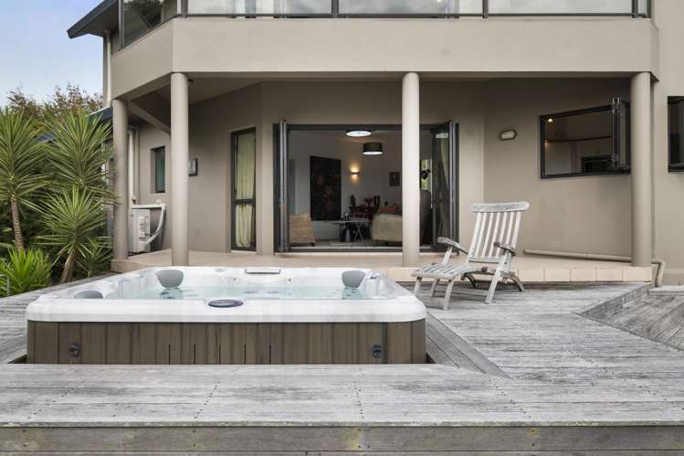 70 Waicola Drive Fitzherbert_45