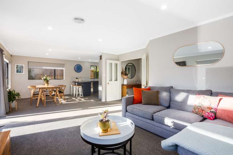 14 Betty Watt Grove Riverstone Terraces_7