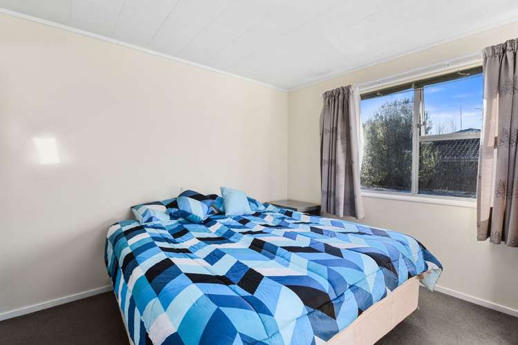 11 Fairdale Place Birkdale_16