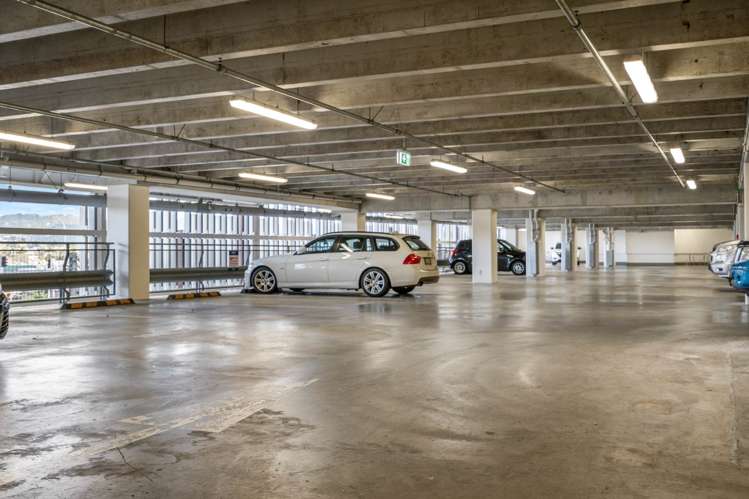 202/6 Waikumete Road Glen Eden_7