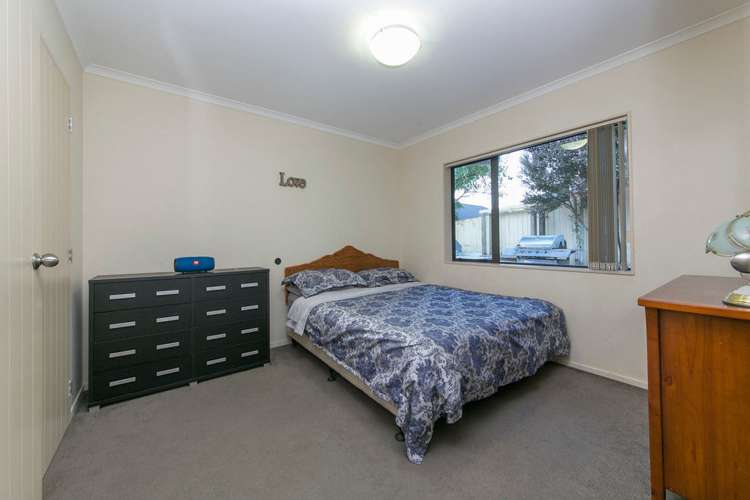 9 Holsten Place Massey_8