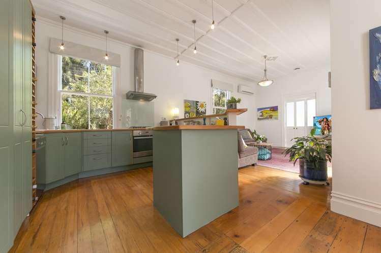 28 Cambridge Road Riverhead_11