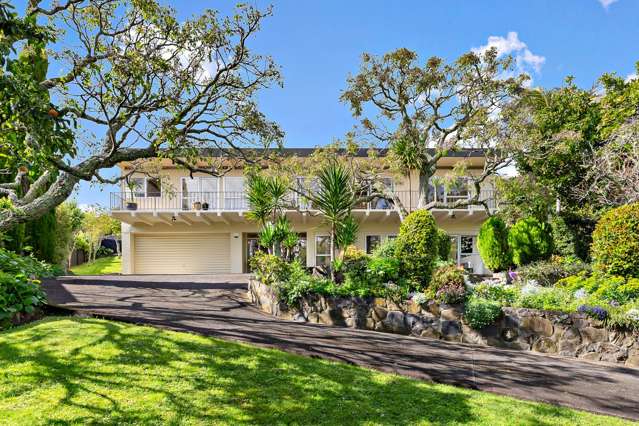 The Best Family Home in the Heart of Mairangi Bay