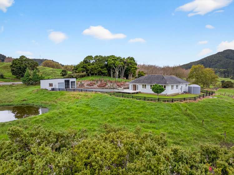 109 Mountain Road Maungaturoto_29