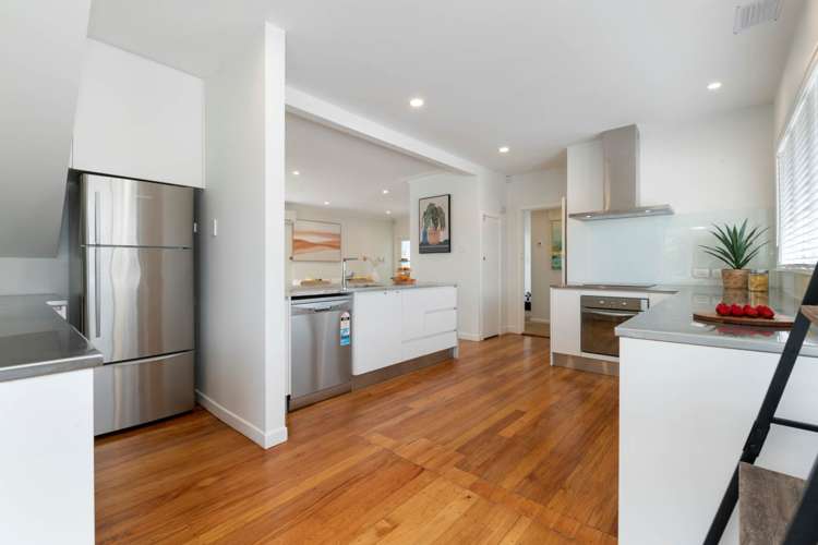 31 Williamson Avenue Belmont_7