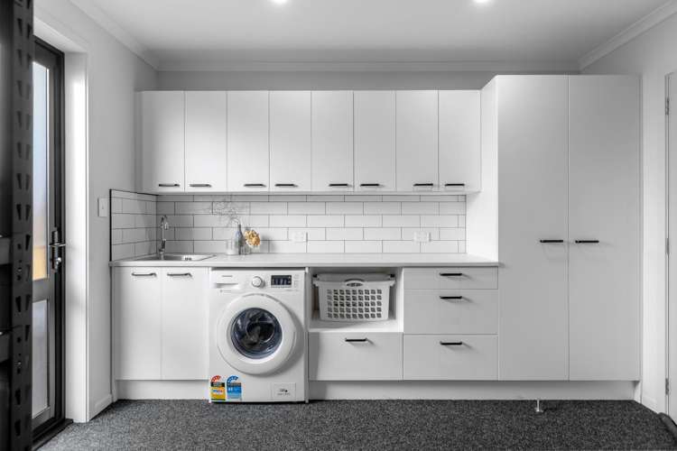 19 Kuihi Street Poike_9