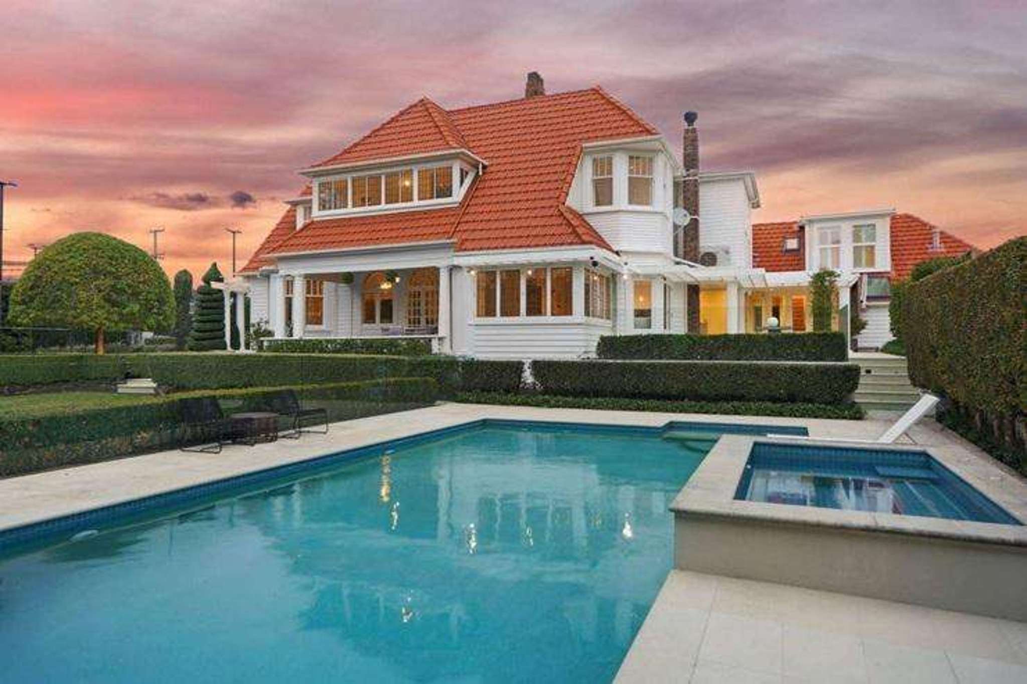 ‘Sorry, we signed a confidentiality clause’: Record-setting mansion sells again